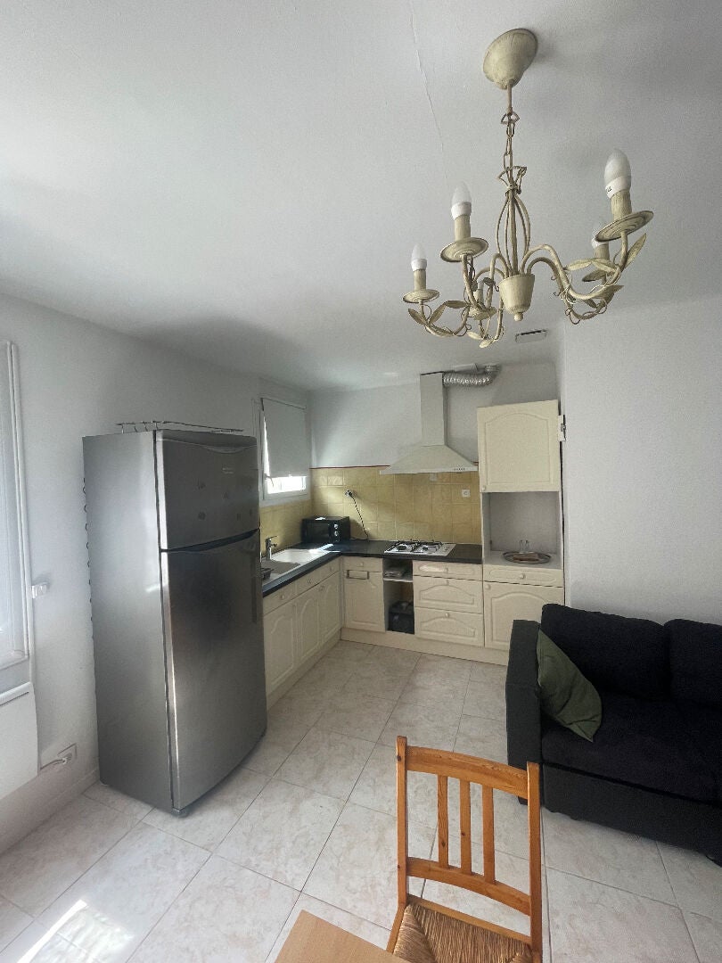 Flat Rue Albert Devicq in Le Cailar