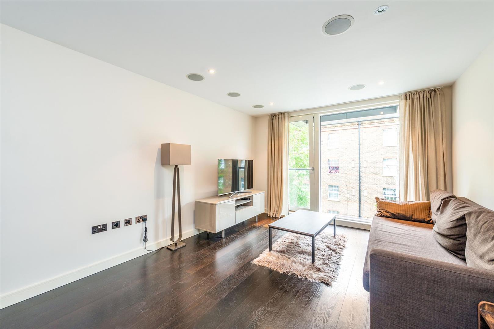 Flat Gatliff Road in City of Westminster
