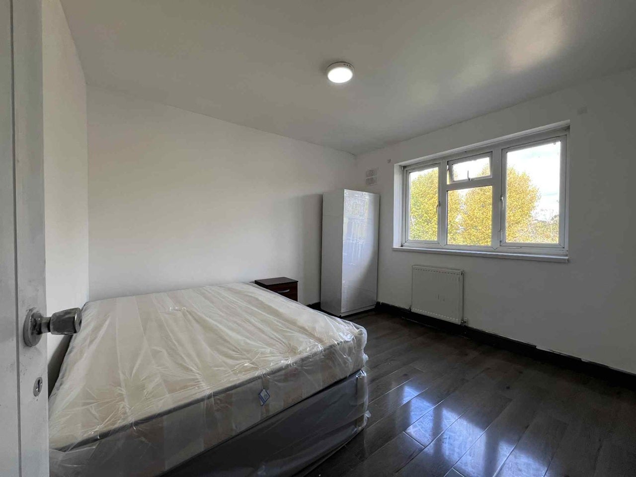 Room Langbrook Road in Greater London