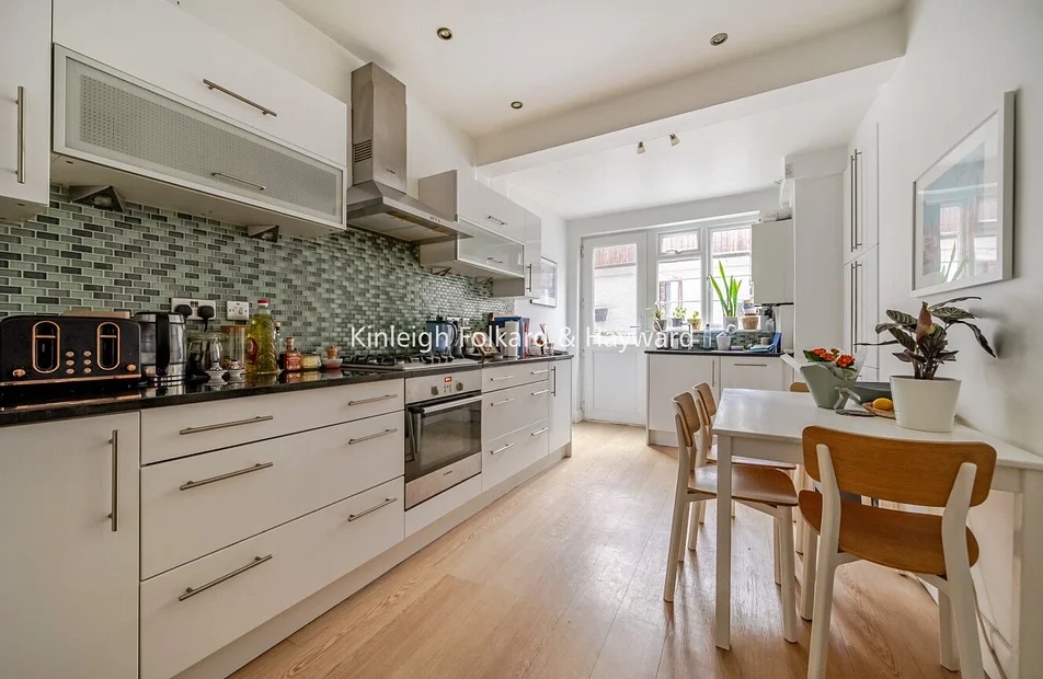 Flat Muswell Hill in Greater London