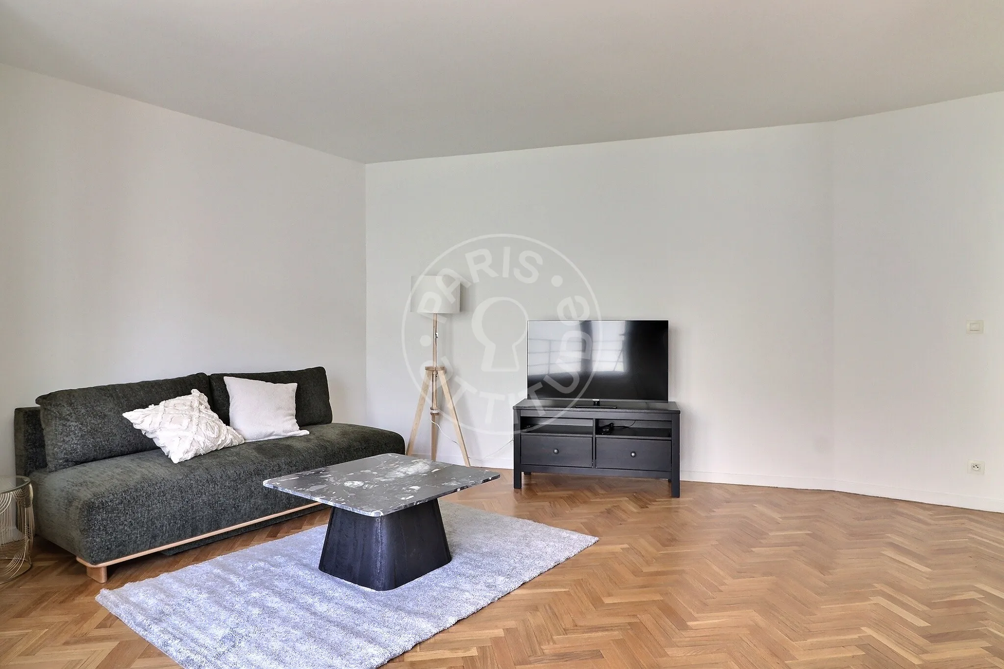 Appartement Rue des Vinaigriers à Paris
