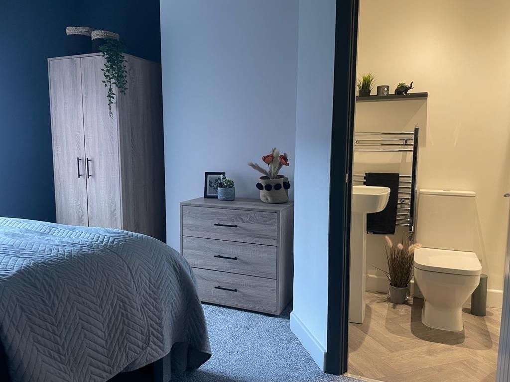 Room Smawthorne Grove in Wakefield