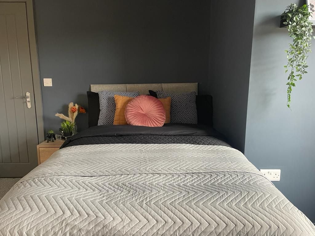 Room Smawthorne Grove in Wakefield