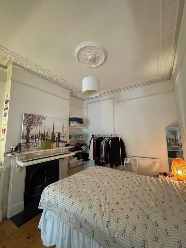 Room Lavender Sweep in Greater London