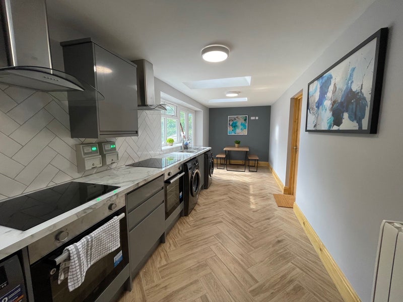 Room Himley Road in Dudley