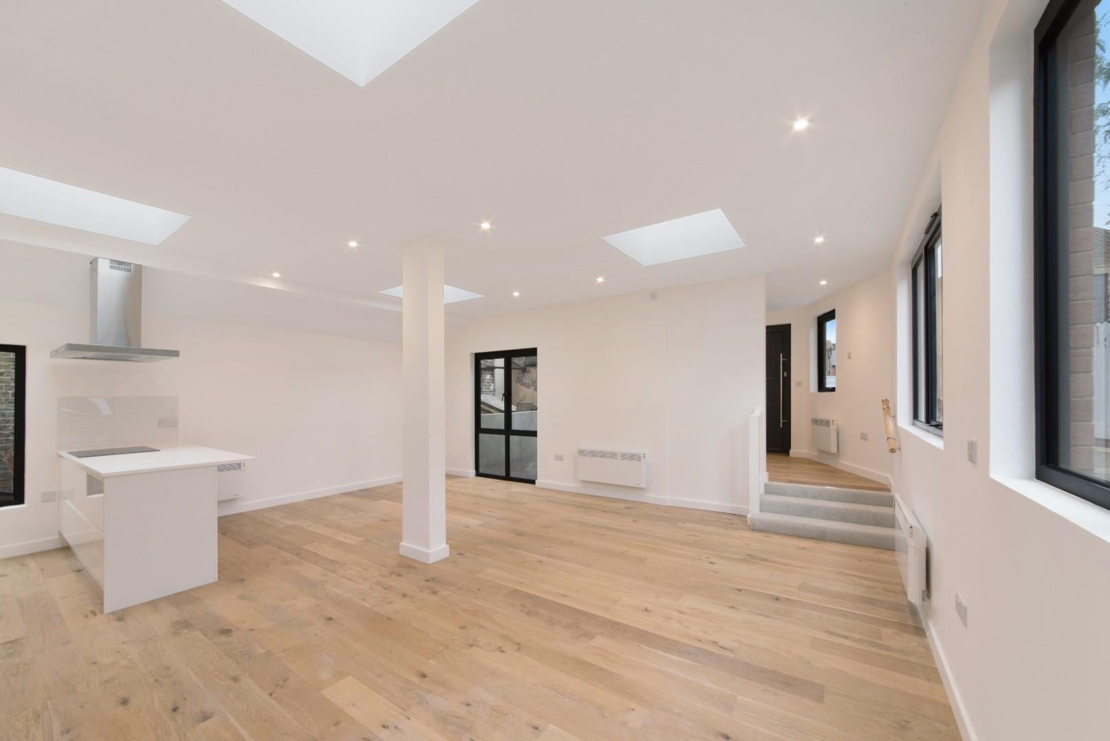 House Andrew Place in Greater London