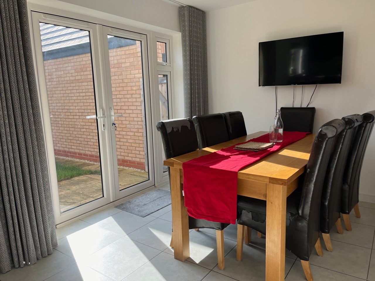 Room Lesley Way in Huntingdonshire