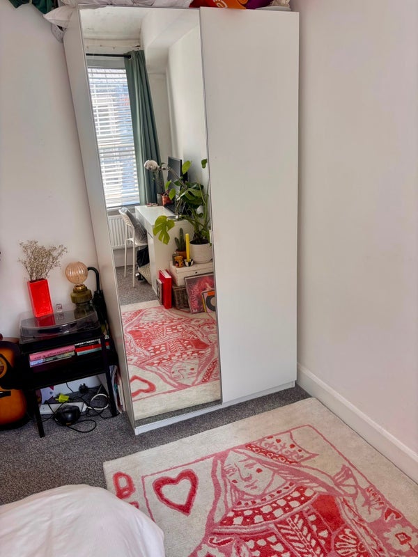 Room Cato Road in Greater London