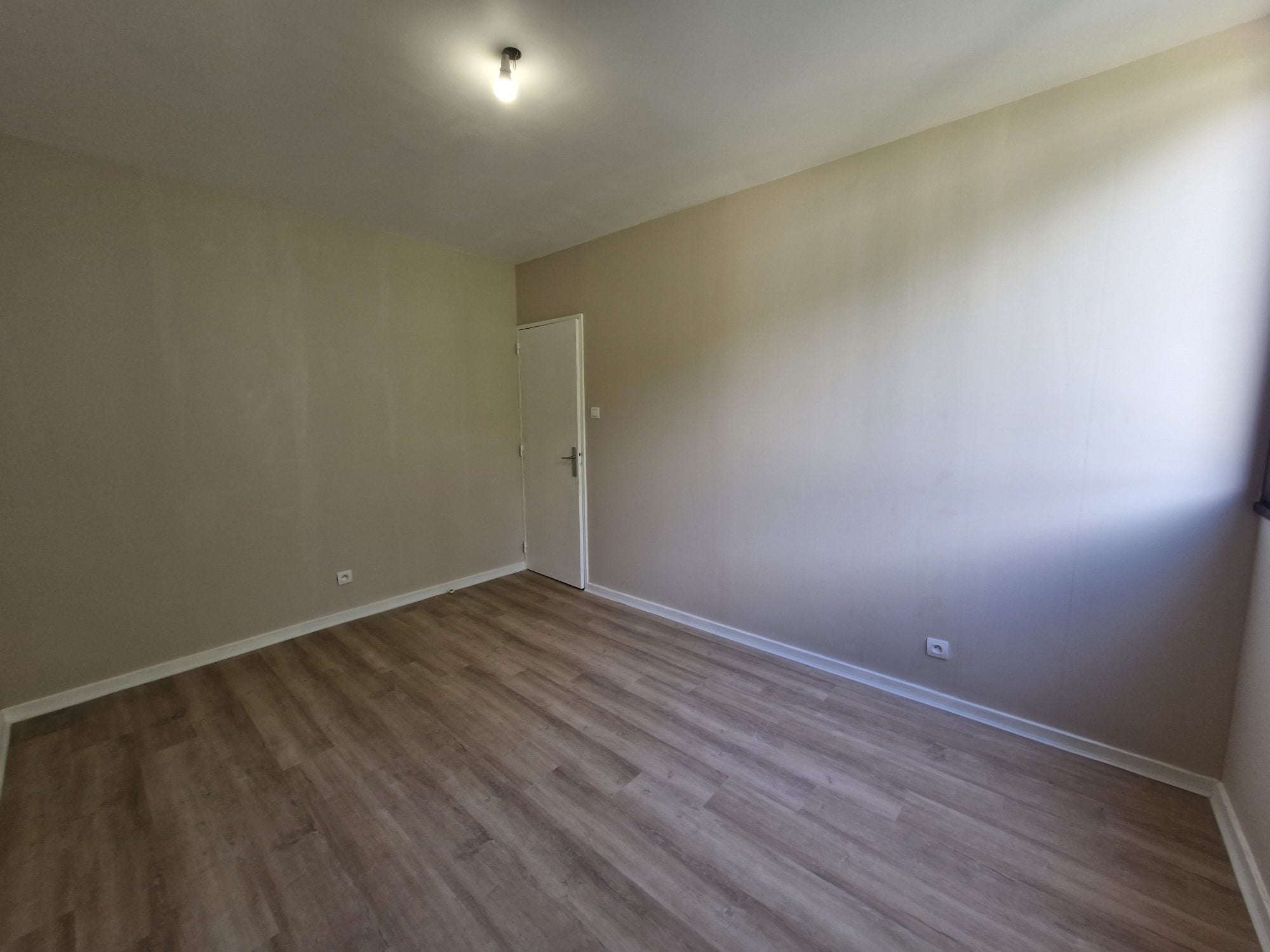 Flat Chemin de Charavel in Vienne