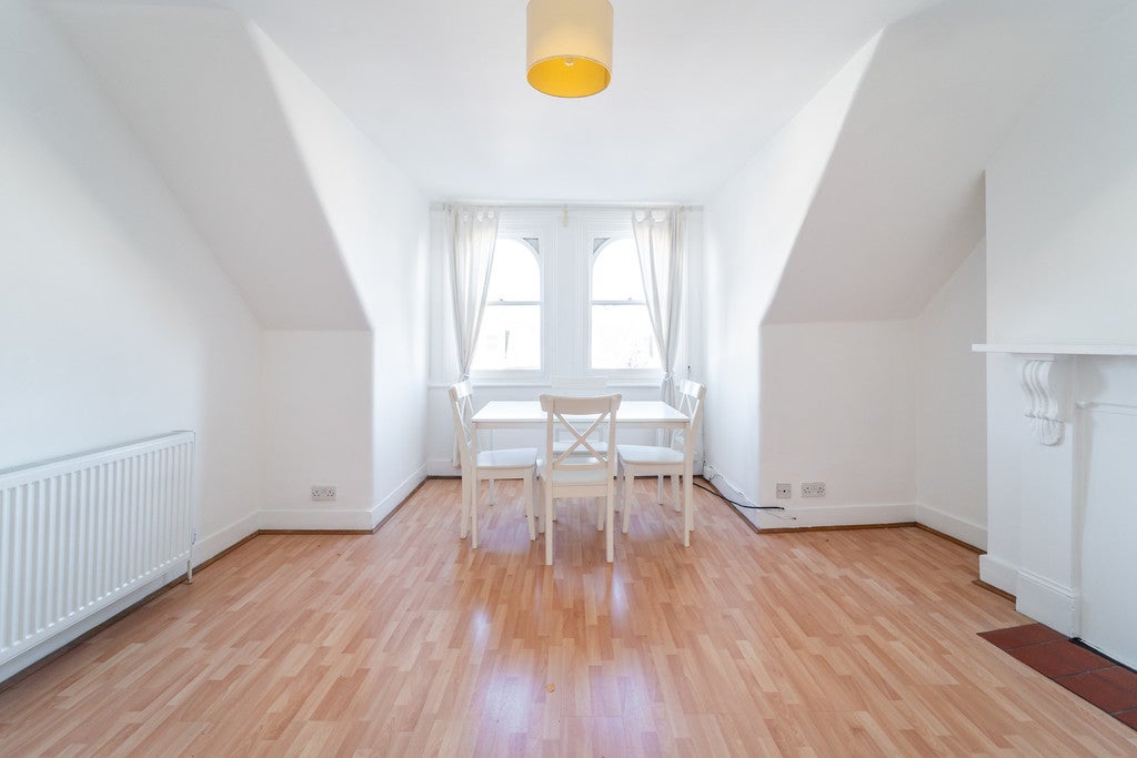 Flat Haringey Park in Greater London