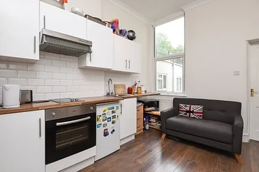Flat Fordwych Road in Greater London