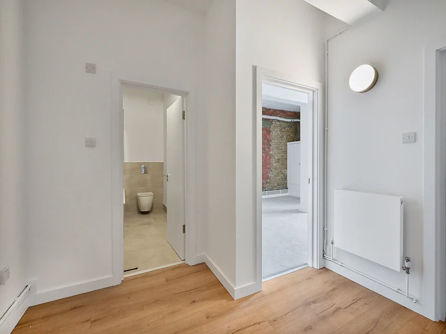 Flat Tyssen Street in London