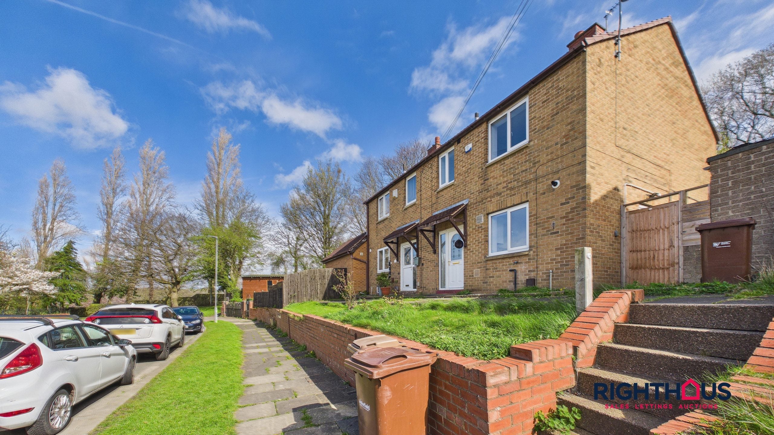 House Clifton Crescent in Wakefield