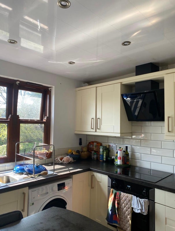 Flat Elladene Park in Manchester