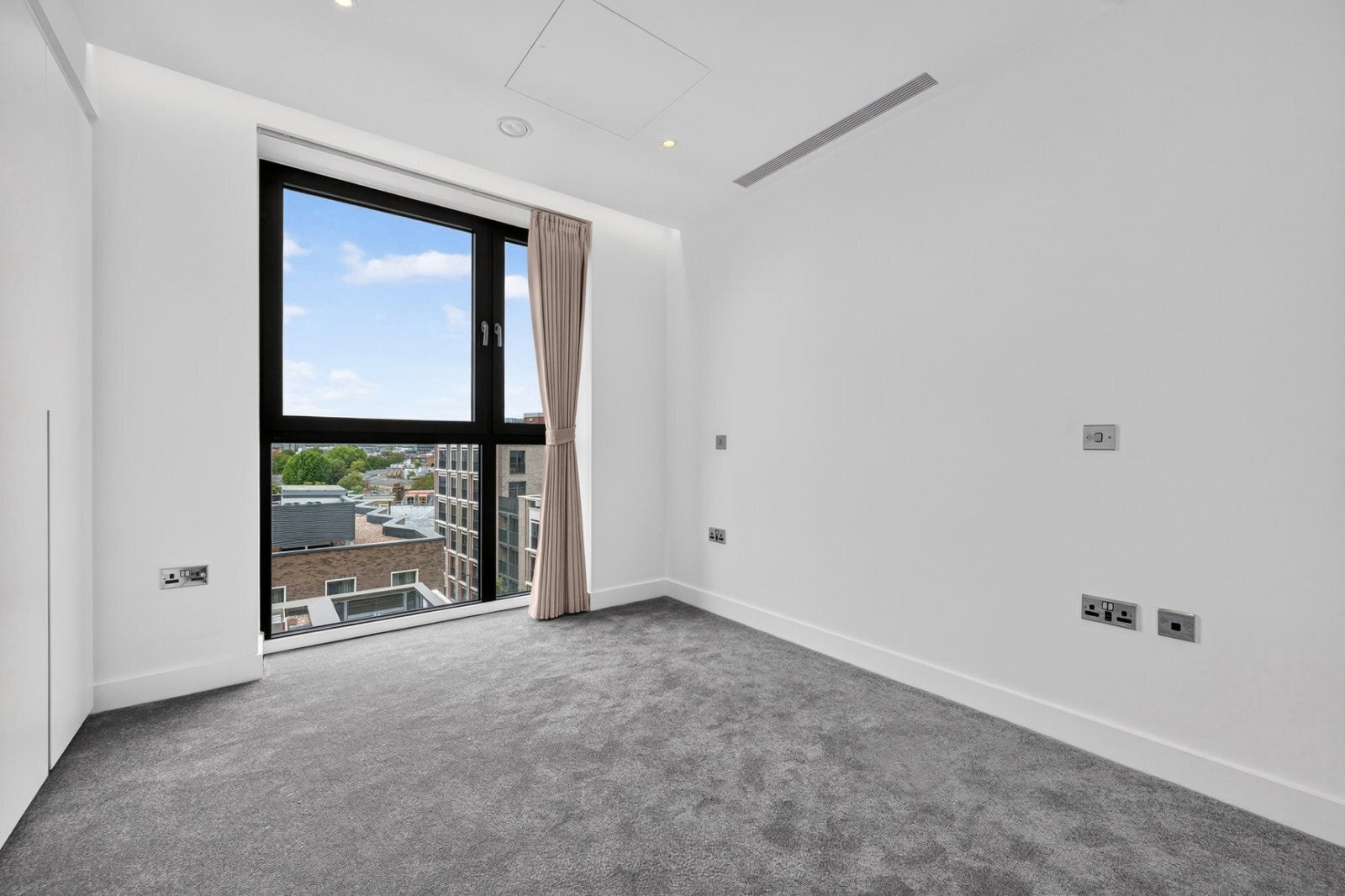 Flat Calthorpe Street in Greater London