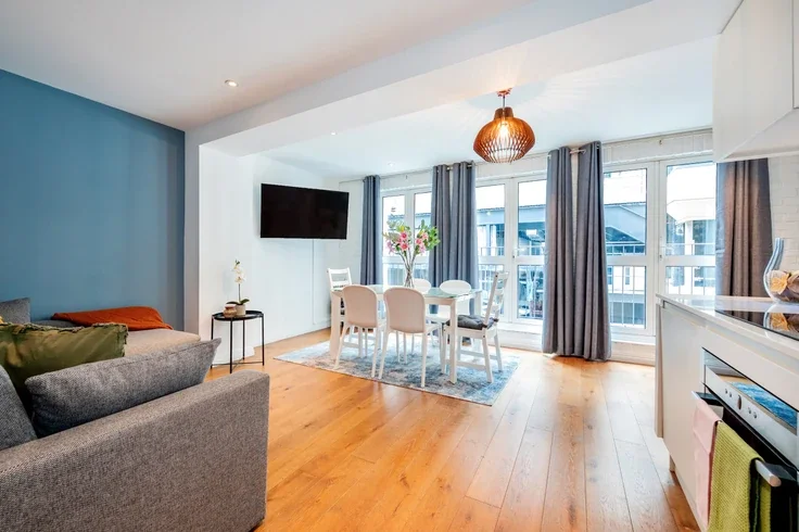 Flat Shelton Street in Greater London