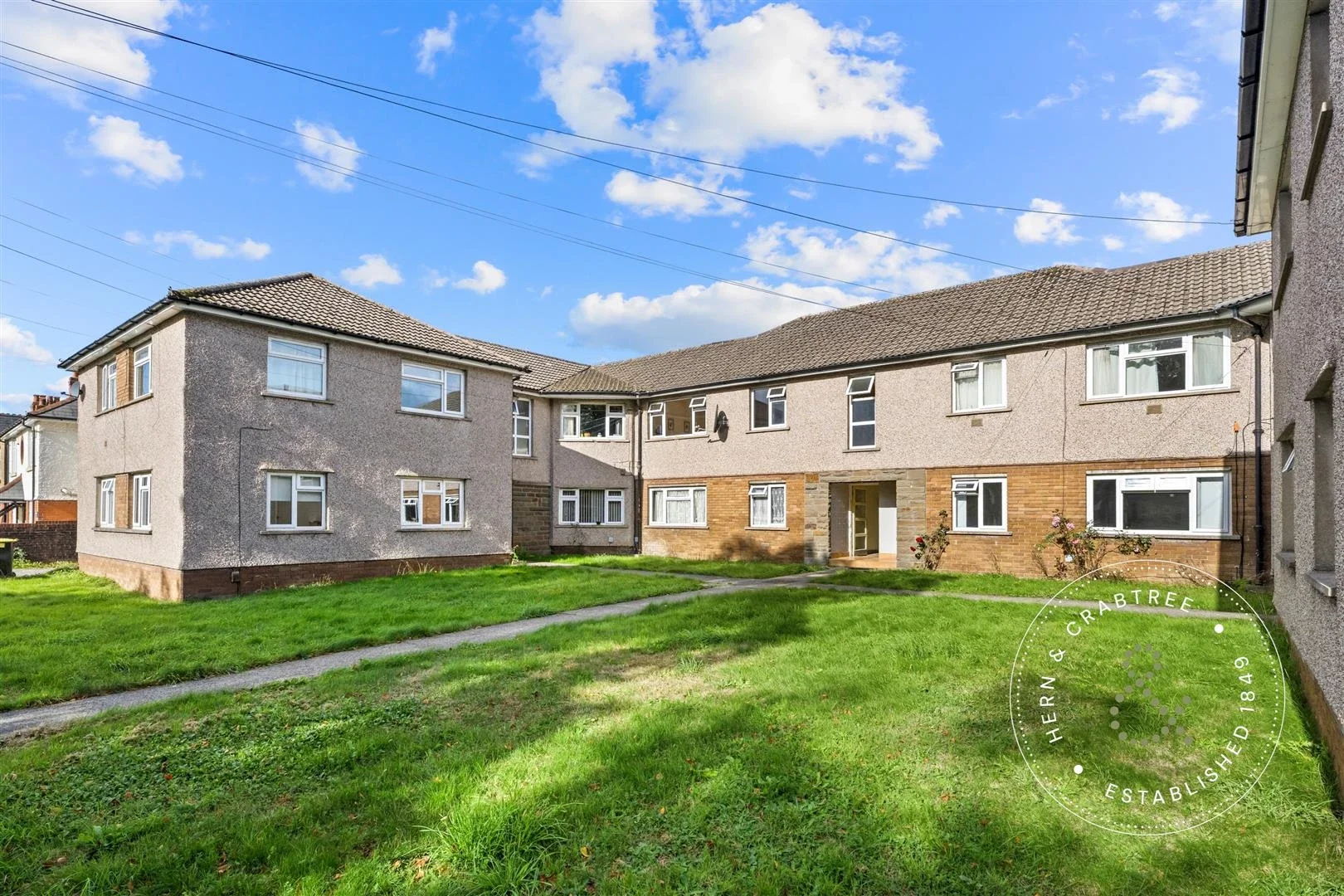 Flat Heathwood Road in Cardiff
