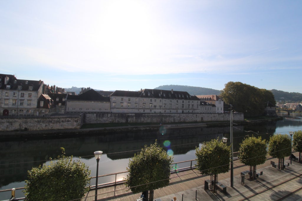 Appartement Quai Adolphe Veil Picard à Besançon
