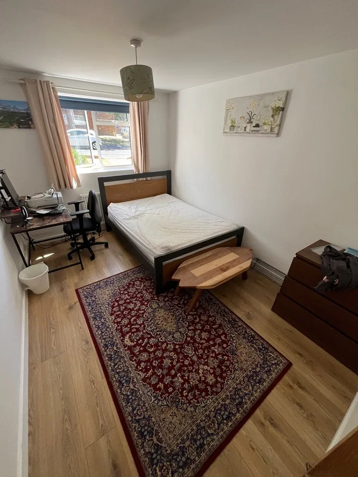 Room Albion Road in Greater London