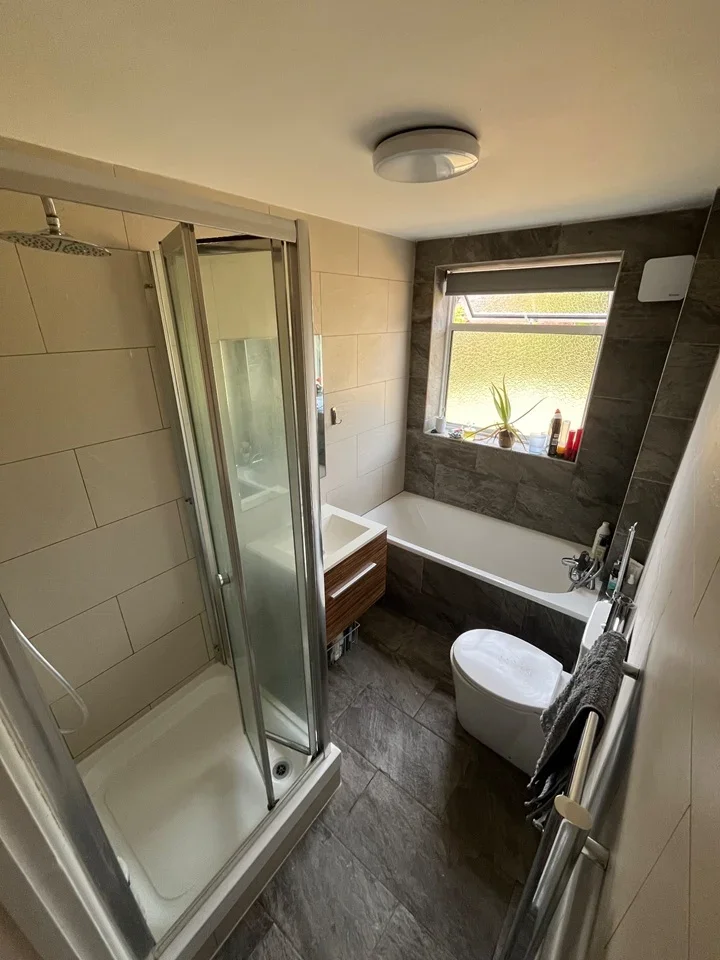 Room Albion Road in Greater London