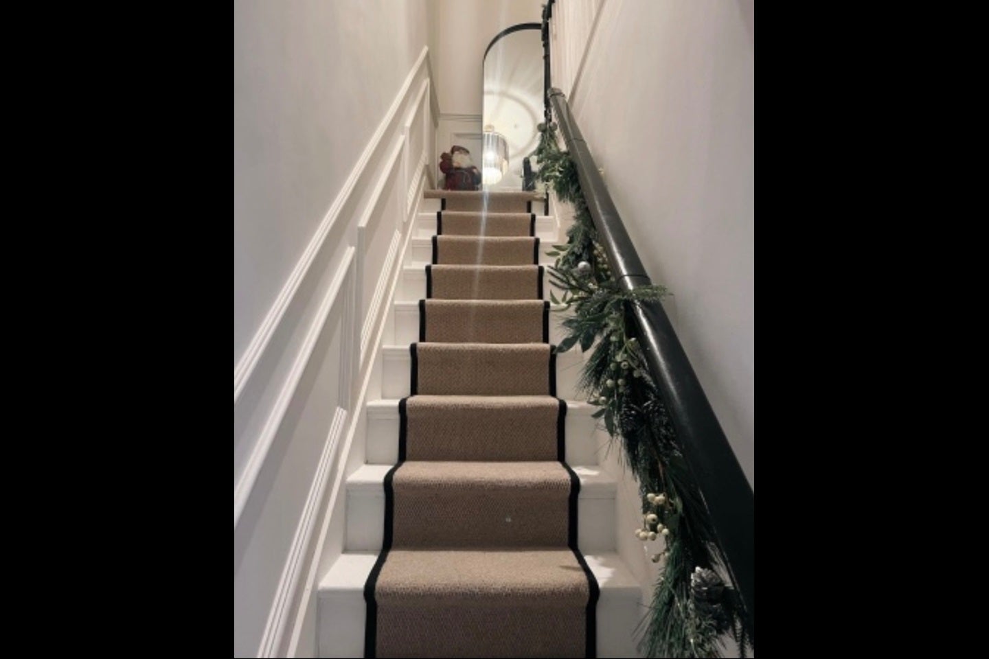 House Loring Road in Greater London