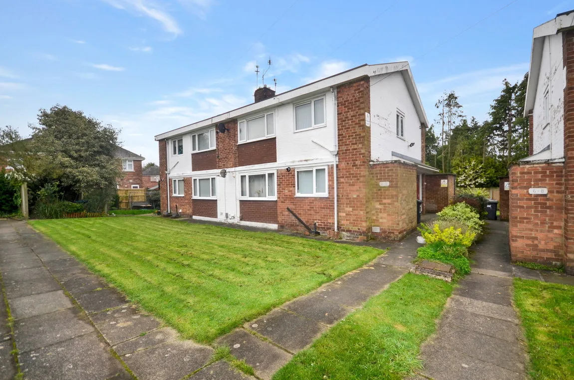 Flat Derby Road in Widnes