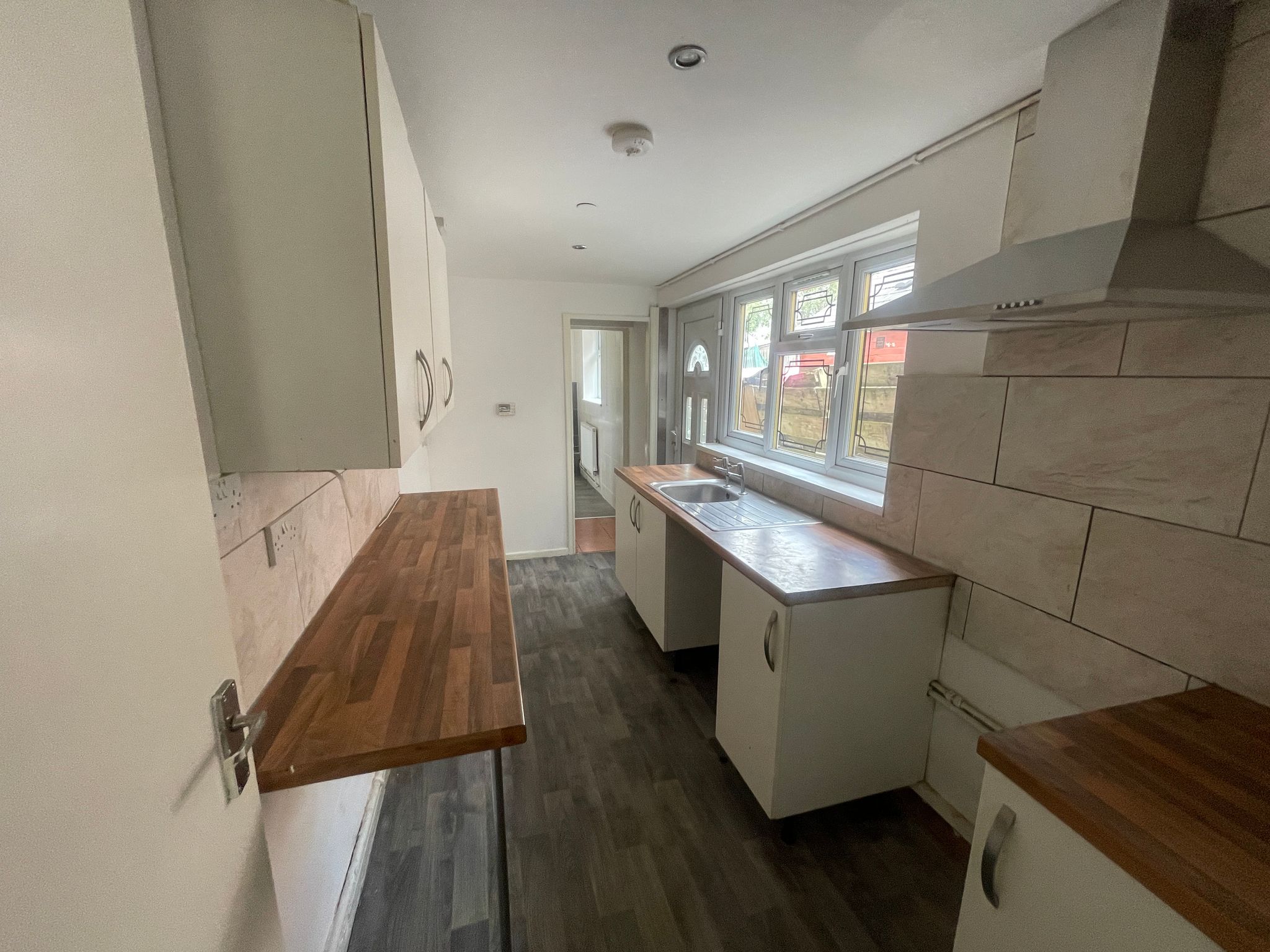 House Scarborough Road in Darlaston