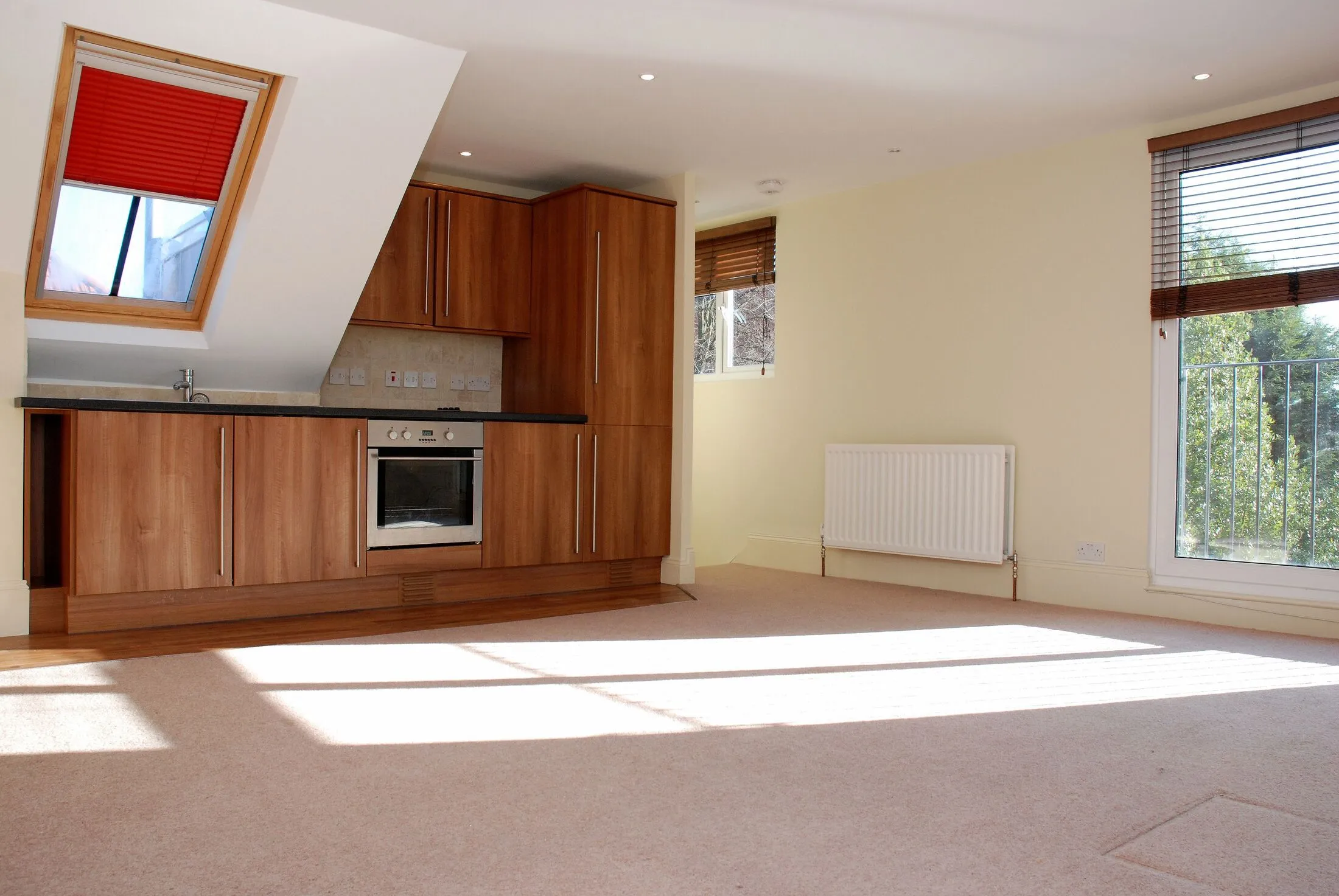 Flat Westwell Road in Greater London