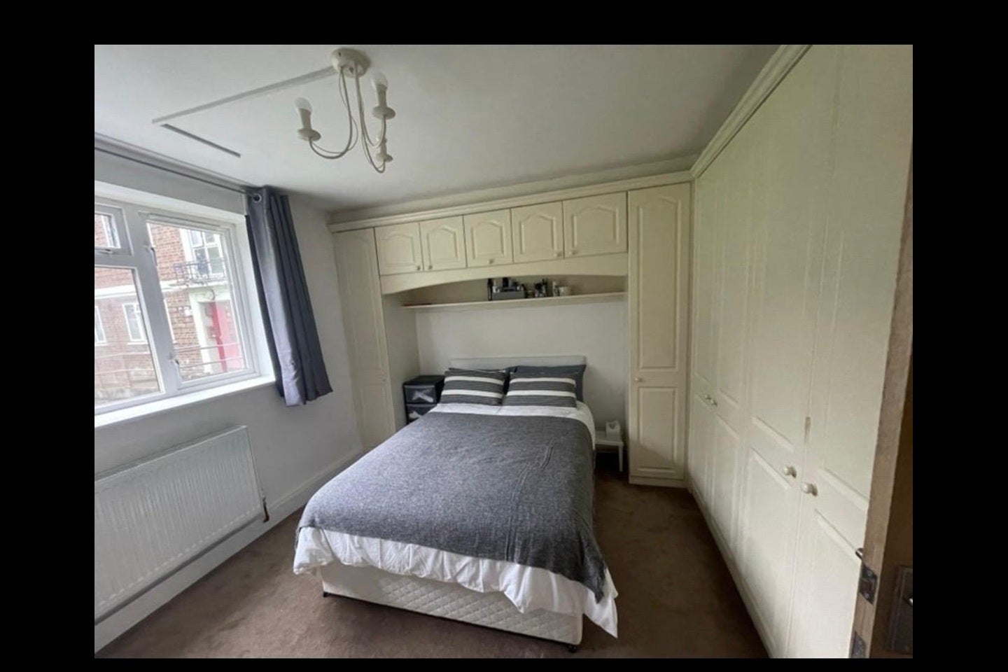 Room Longbridge Road in Greater London