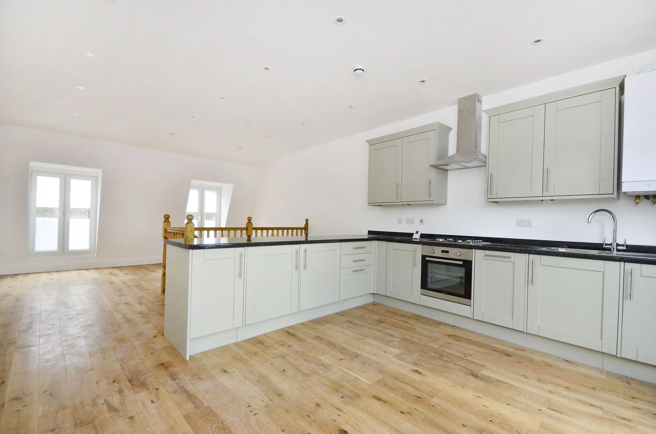 Flat Weimar Street in Greater London