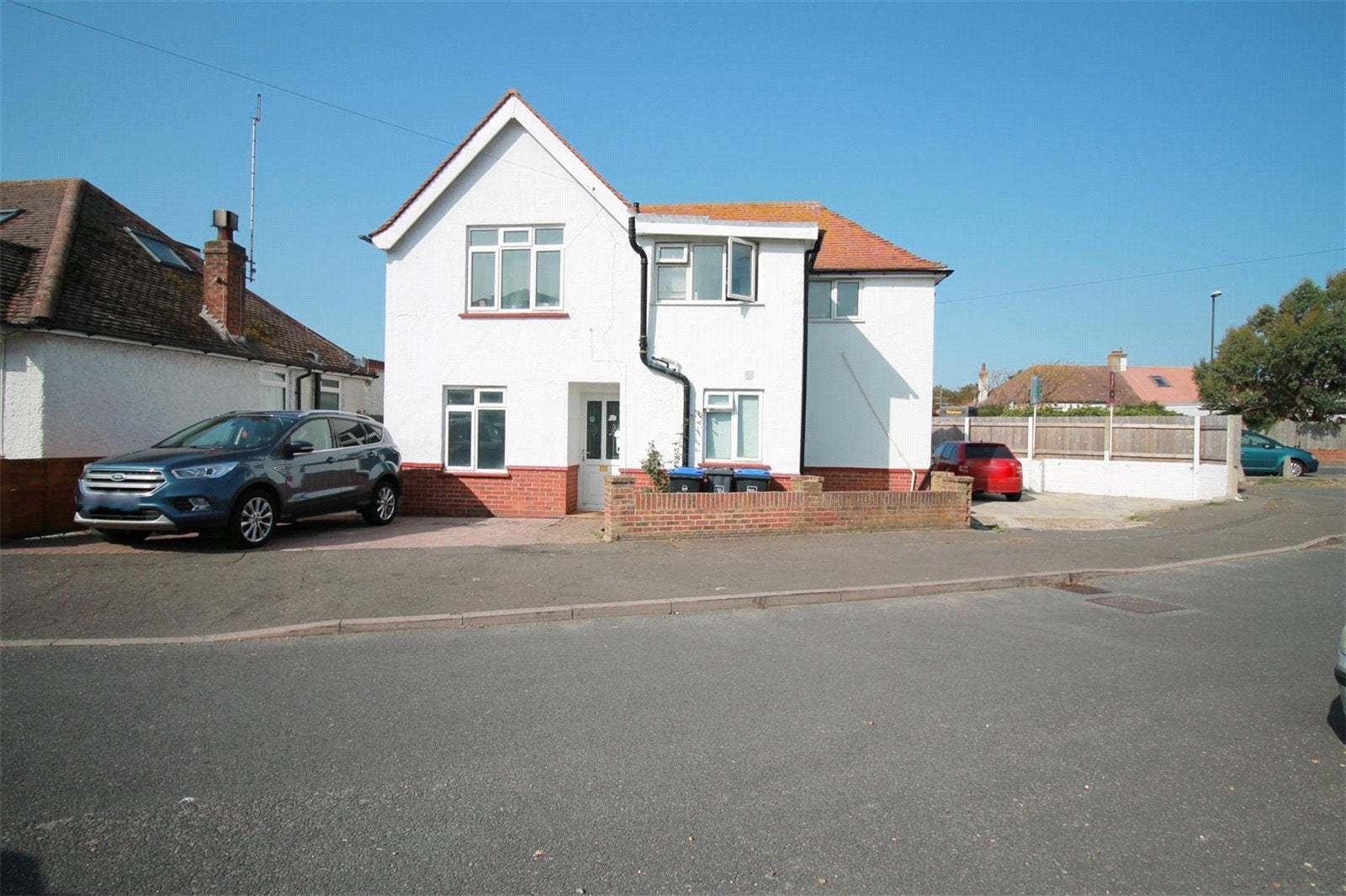 Room West End Way in Adur