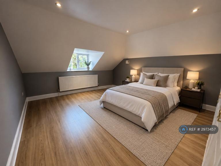 Flat Concorde Close in Greater London