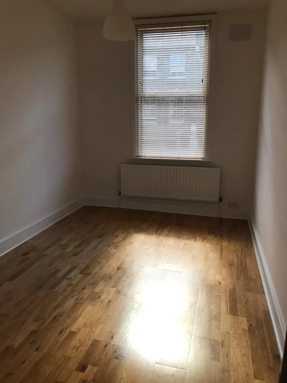 Flat Blackstock Road in Greater London