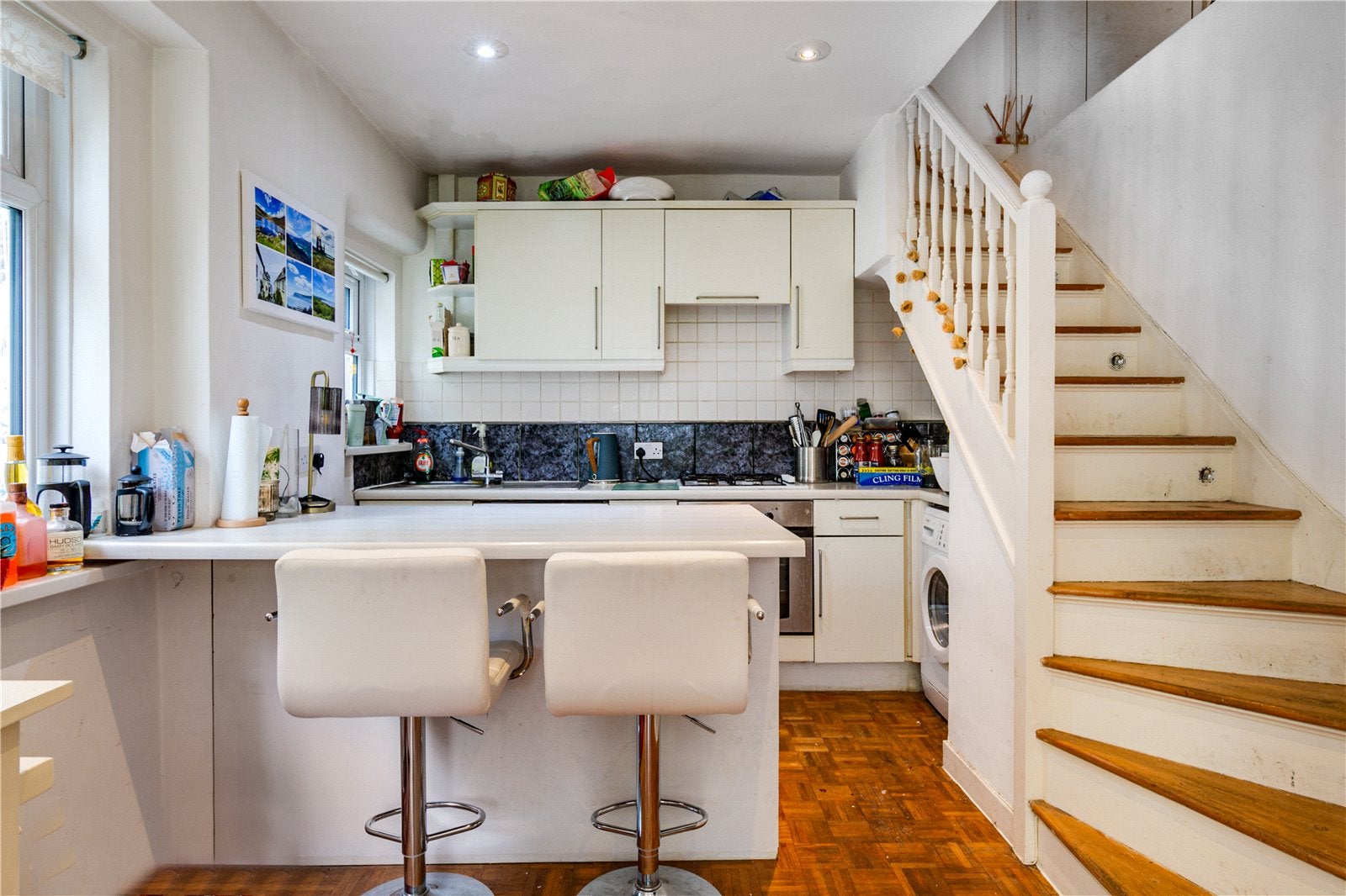 Flat Radipole Road in Greater London
