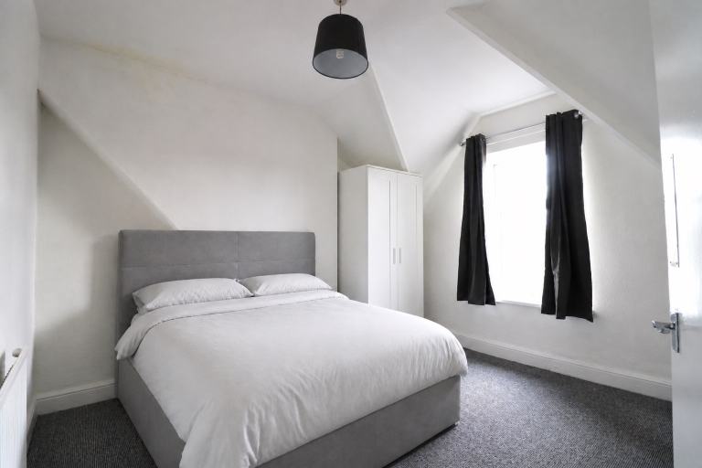 Flat Claude Road in Cardiff