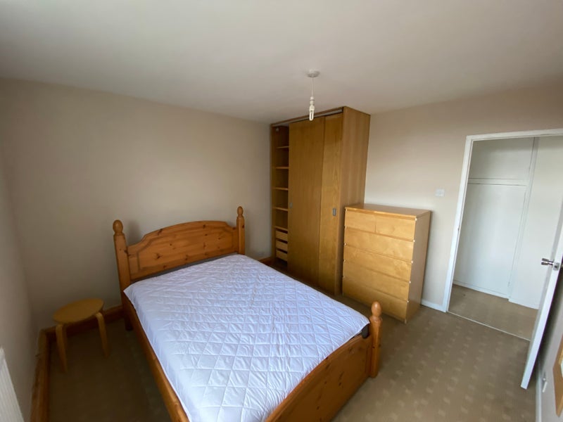 Flat Peveril Crescent in Manchester