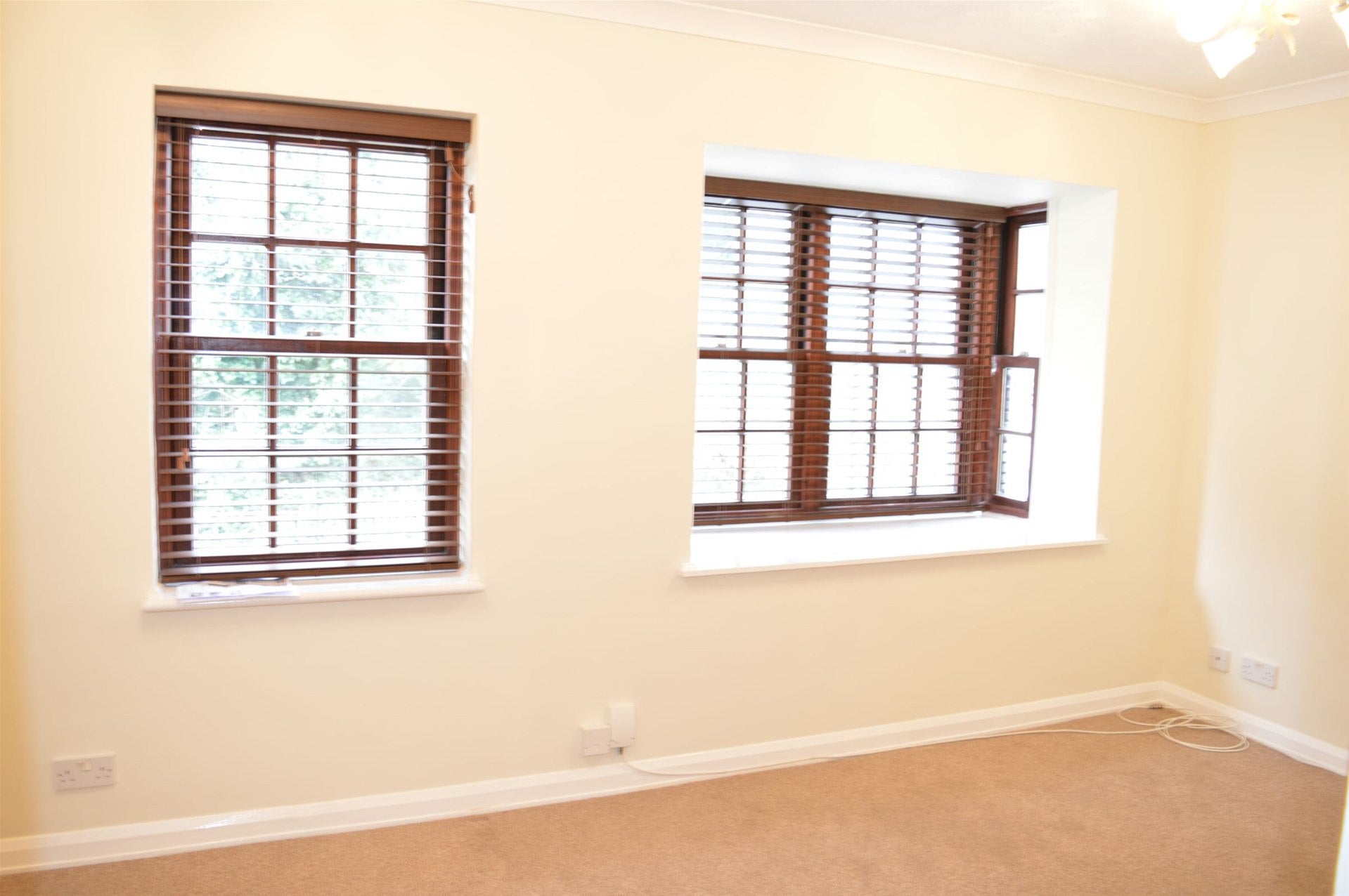 Flat South Street in Epsom and Ewell