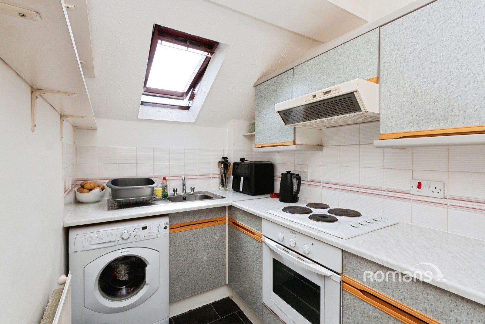 Flat Weydon Lane in Farnham