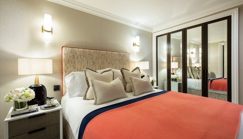 Flat Prince of Wales Terrace in Greater London