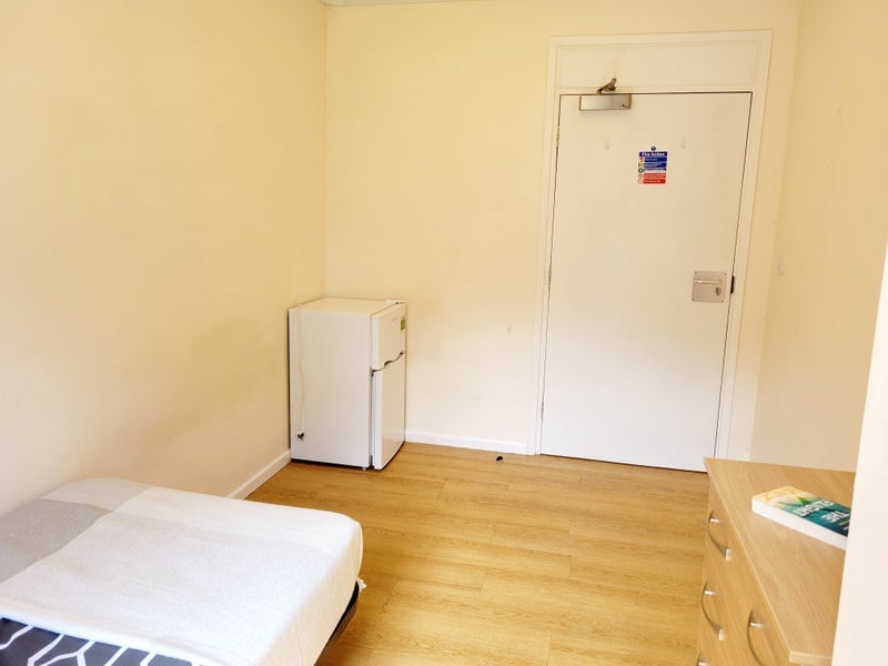 Room Hamstead Road in Sandwell