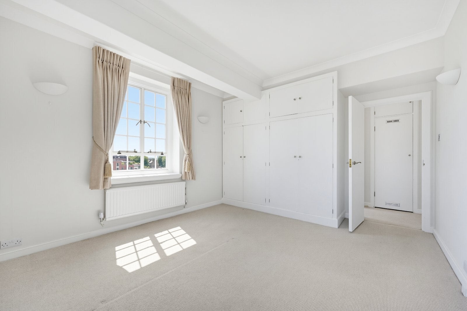Flat Chelsea Manor Street in Greater London