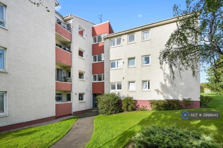 Flat North Gyle Grove in City of Edinburgh
