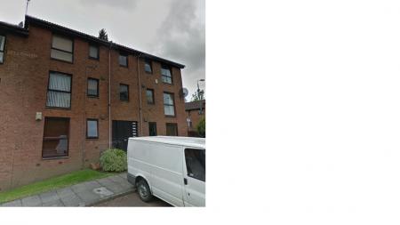 Flat Gallacher Avenue in Elderslie