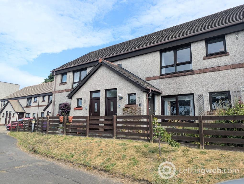 Flat Warren Park Mews in Largs