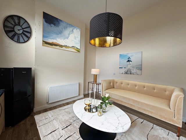 Flat Briercliffe Road in Burnley