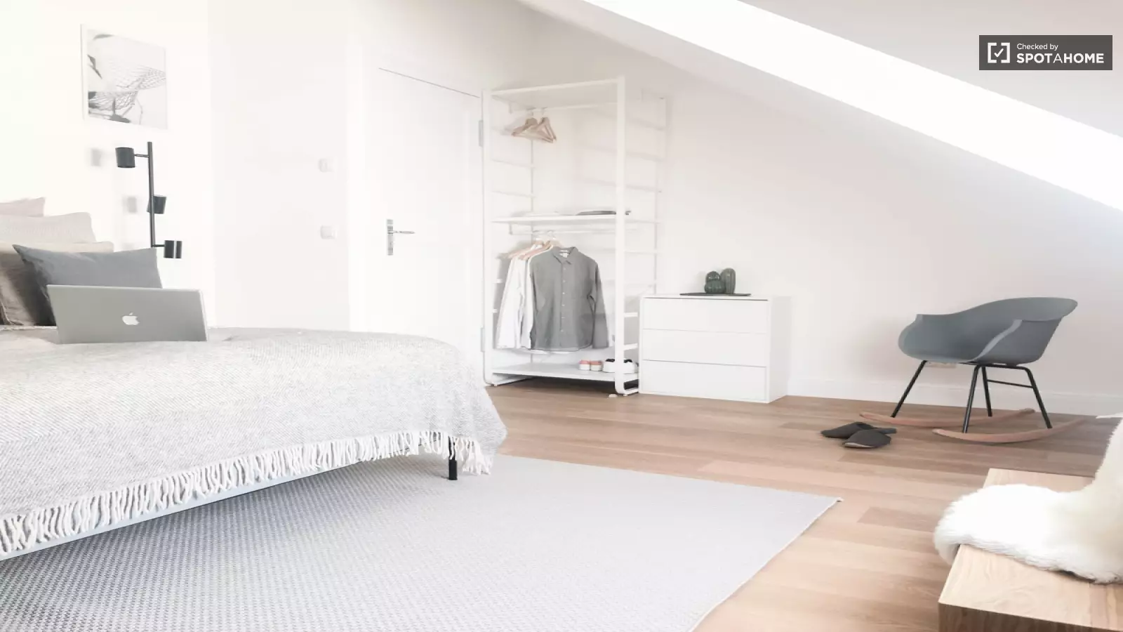 Wohnung Pohlstraße in Berlin