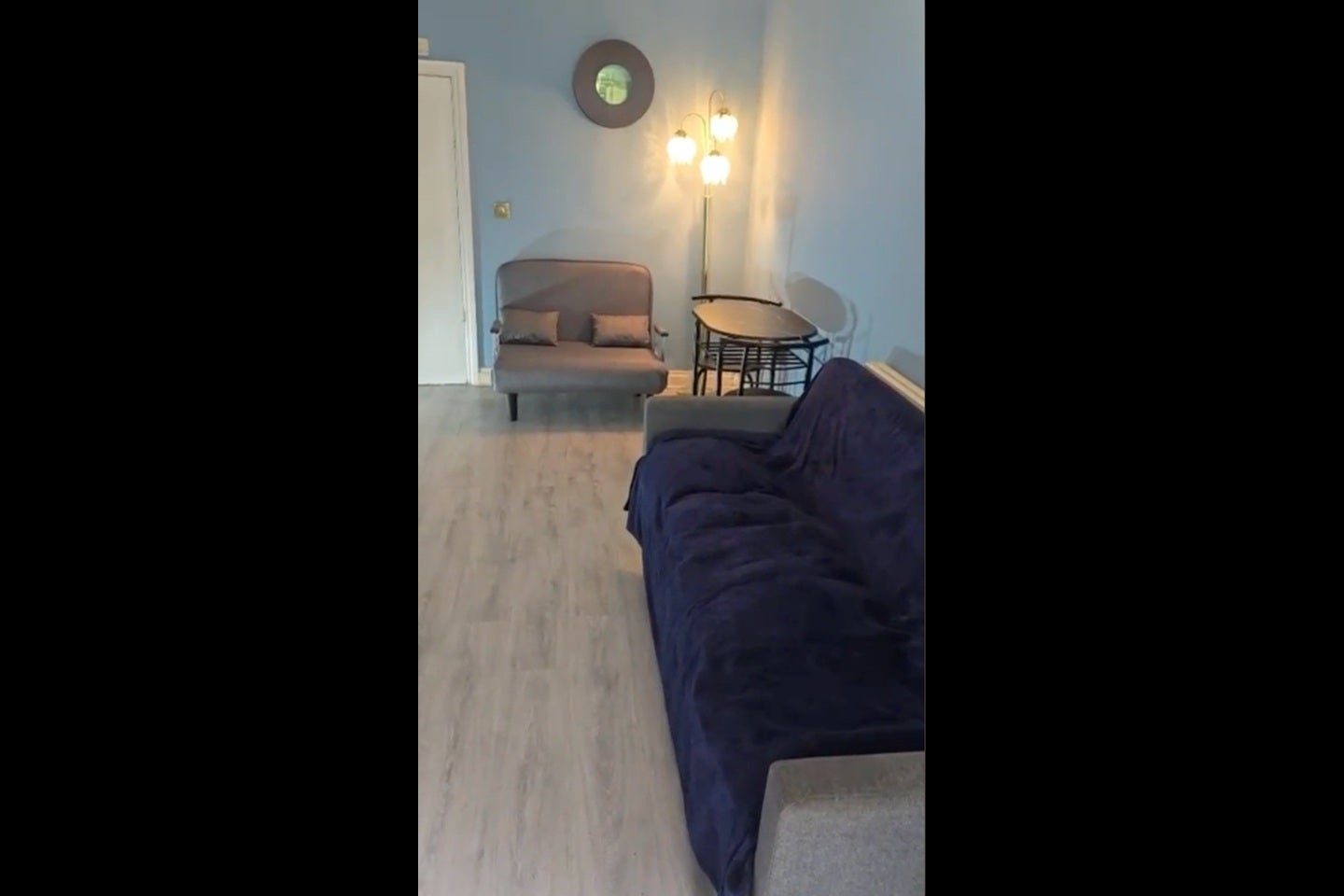 Flat Bonnersfield Close in Greater London