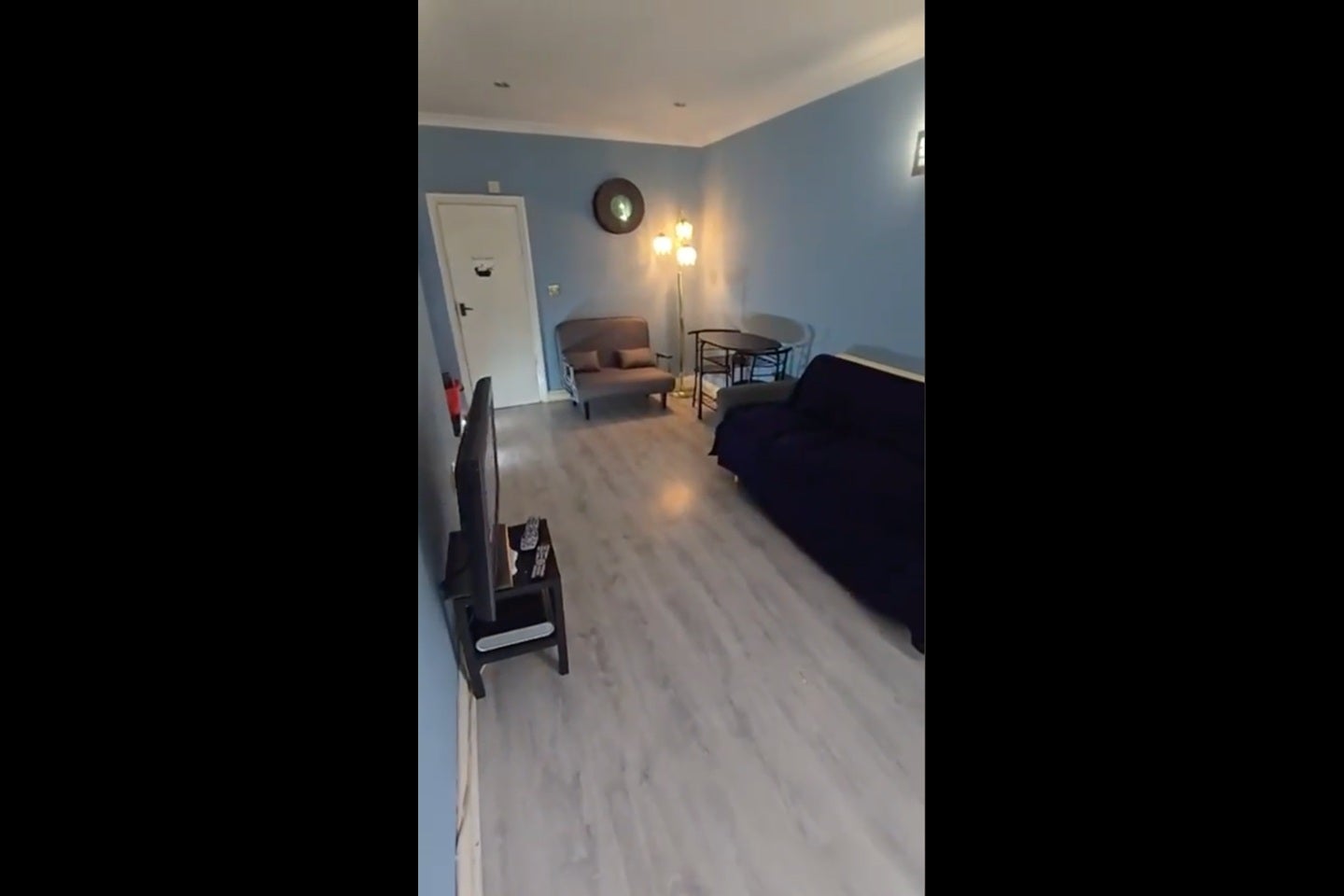 Flat Bonnersfield Close in Greater London