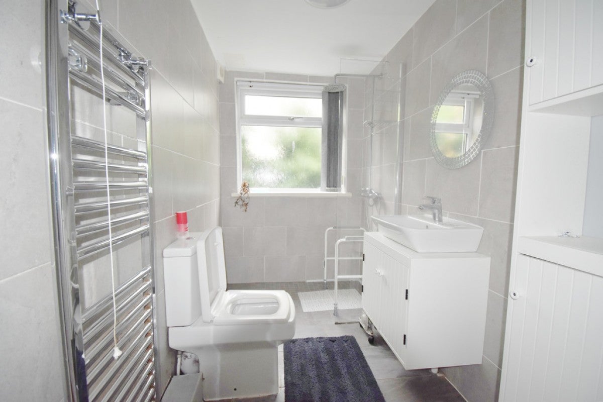 Flat Lodge Road in Coventry