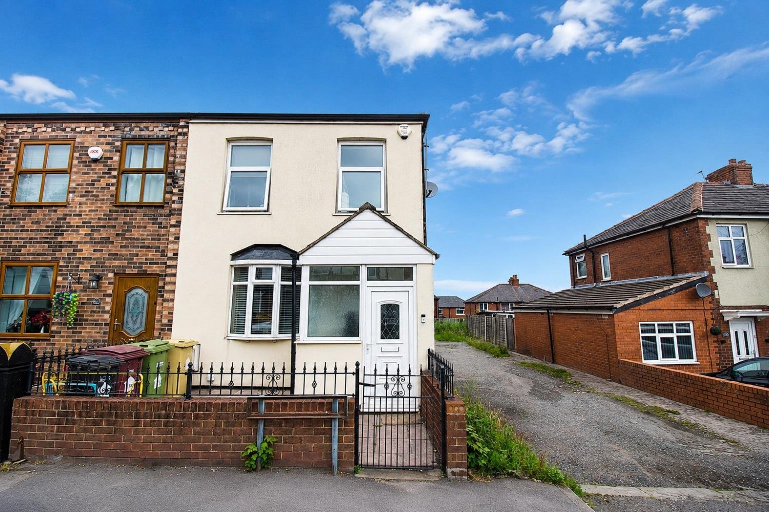 House Back Plodder Lane North in Farnworth